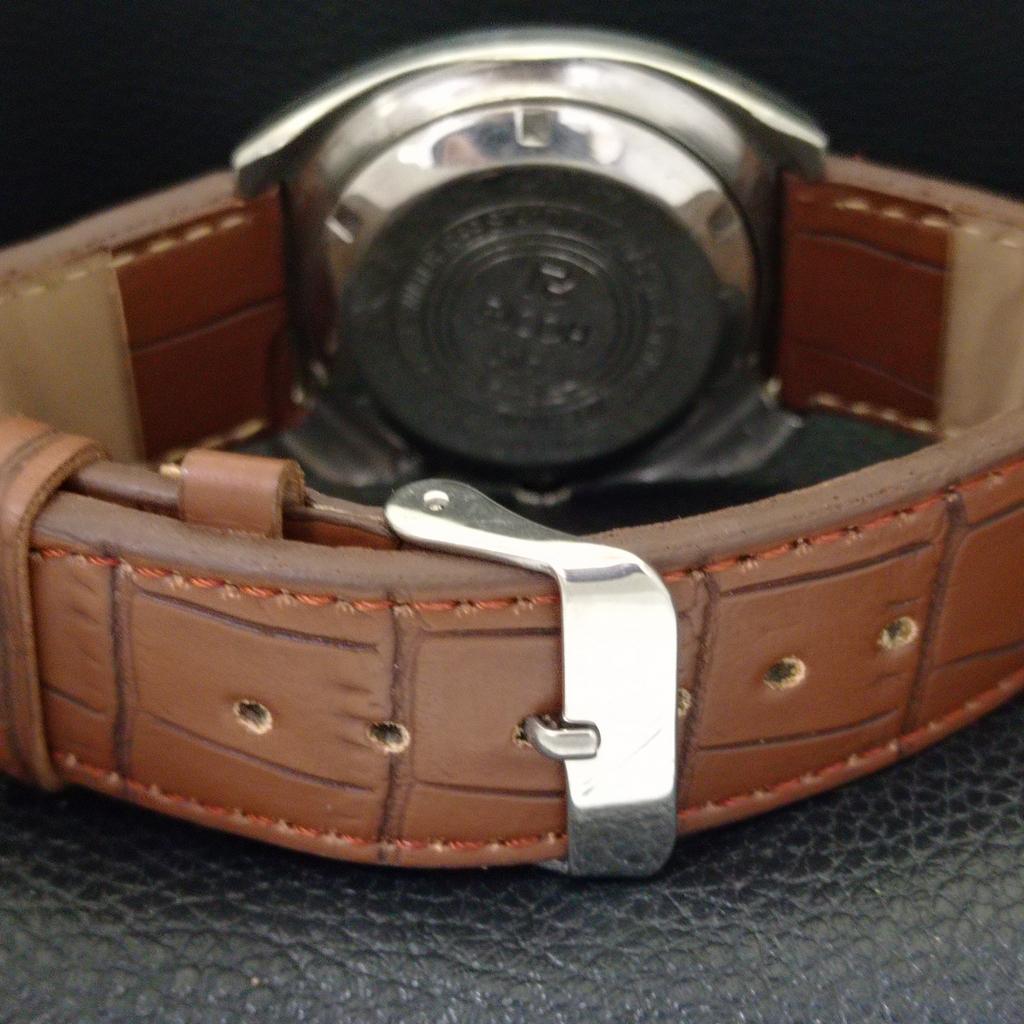 JAPAN VINTAGE RICOH R31 AUTOMATIC MENS BROWN COLOR DIAL WATCH A701954-5 R207-a701954