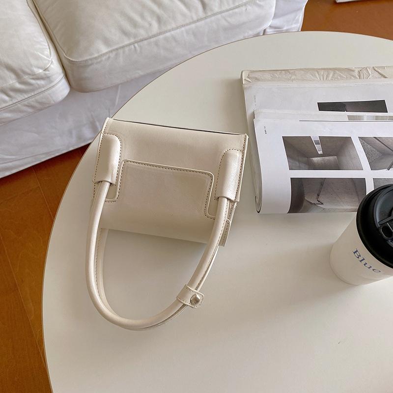 IELGY women s simple textured mini pink messenger small square bag