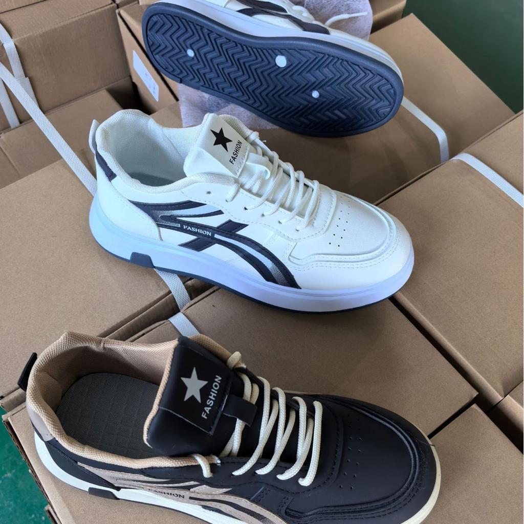Casual Shoes New Breathable Leather Board Shoes Casual Comfortable Sports Thick Sole