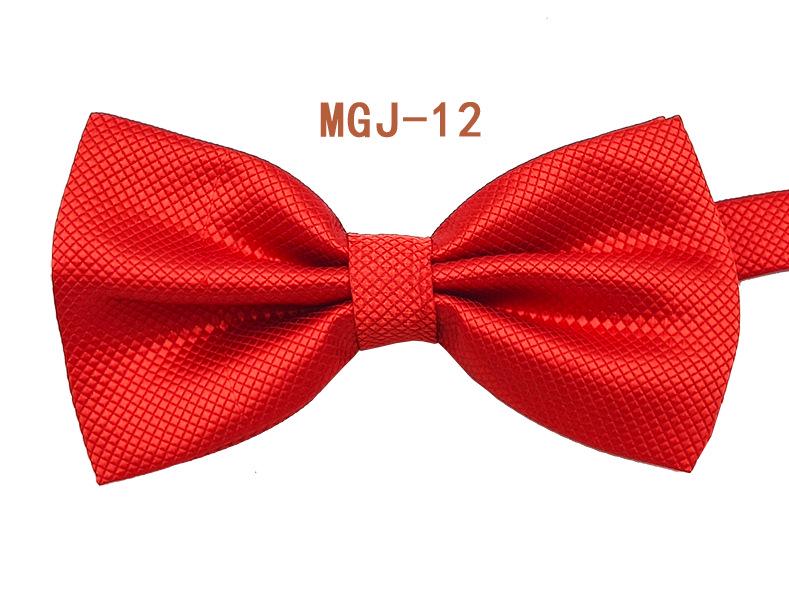 Pajarita de Doble Capa Negra Lisa para Hombre - Cuadrícula Cubo Británica, 27 Colores Disponibles para Eventos Formales y Bodas.