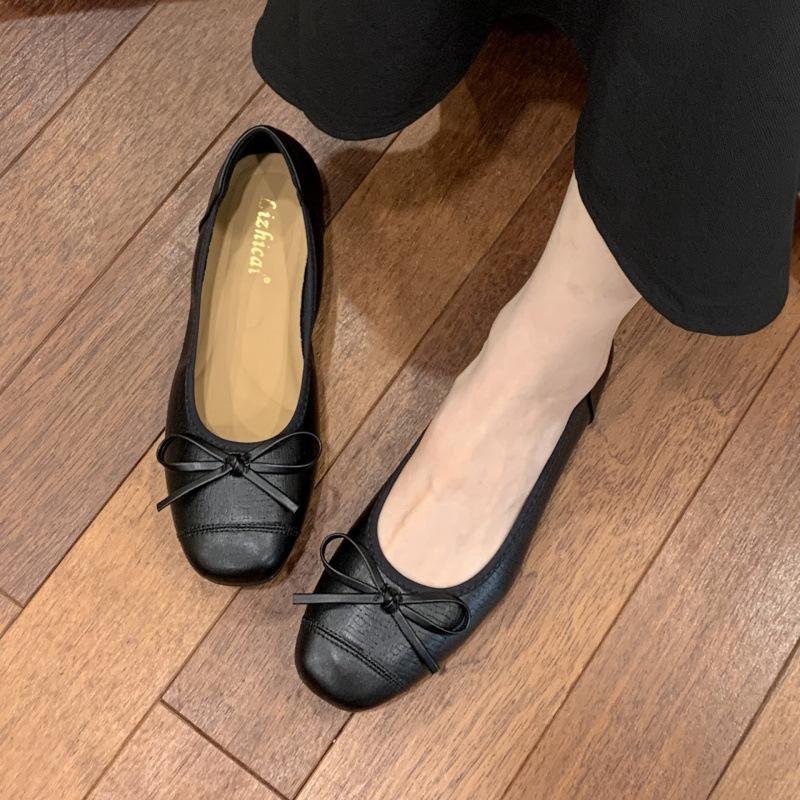 2025 new French thick heel gentle wind bow square head one pedal Mary Jane shoes versatile commuting not tired feet