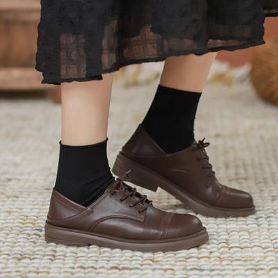 Chaussures en cuir Petites chaussures en cuir pour femmes Style britannique 2024 Printemps et Automne Nouveauté Lacets Collège Japonais JK Chaussures pour femmes Semelle épaisse