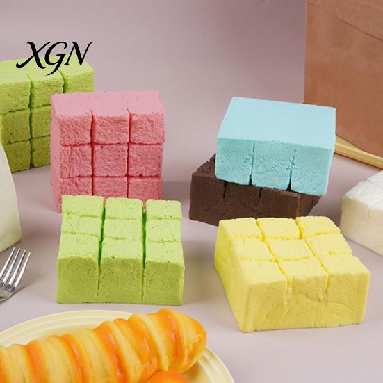 Stress Relief Food Toy Squeeze Toy, Slow Rebound Sensory Hand Therapy Squeezing Simulated Pinch Fidget for Home Office Relaxation Soft Simulation