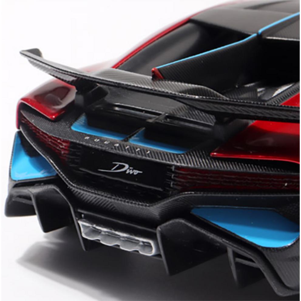 Maisto 1:24 Scale Bugatti Divo Diecast Alloy Car Model, Red