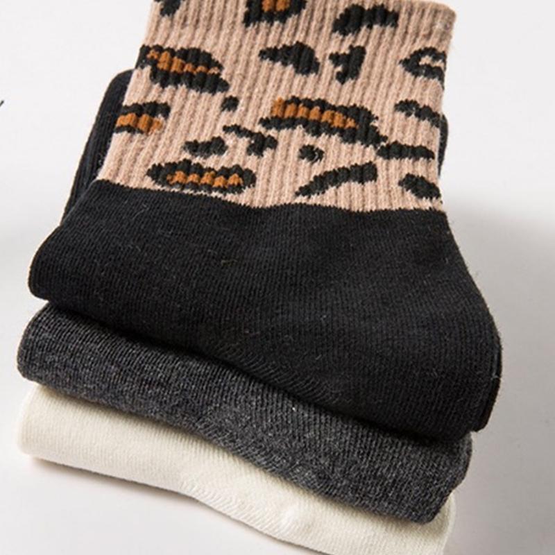 Novelties Funny Sock Cotton Boot Socks Fashion Ankle Socks Winter Warm Crew Socks Dress Socks for Women Girls Gifts