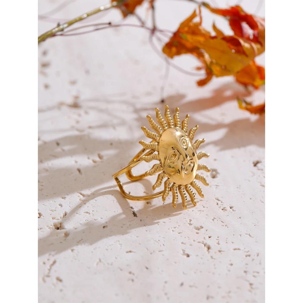 Hot Style Smooth Stainless Steel Metal Sun Face Adjustable Ring 18K Golden Plated Popular Daily Jewelry Wholesale