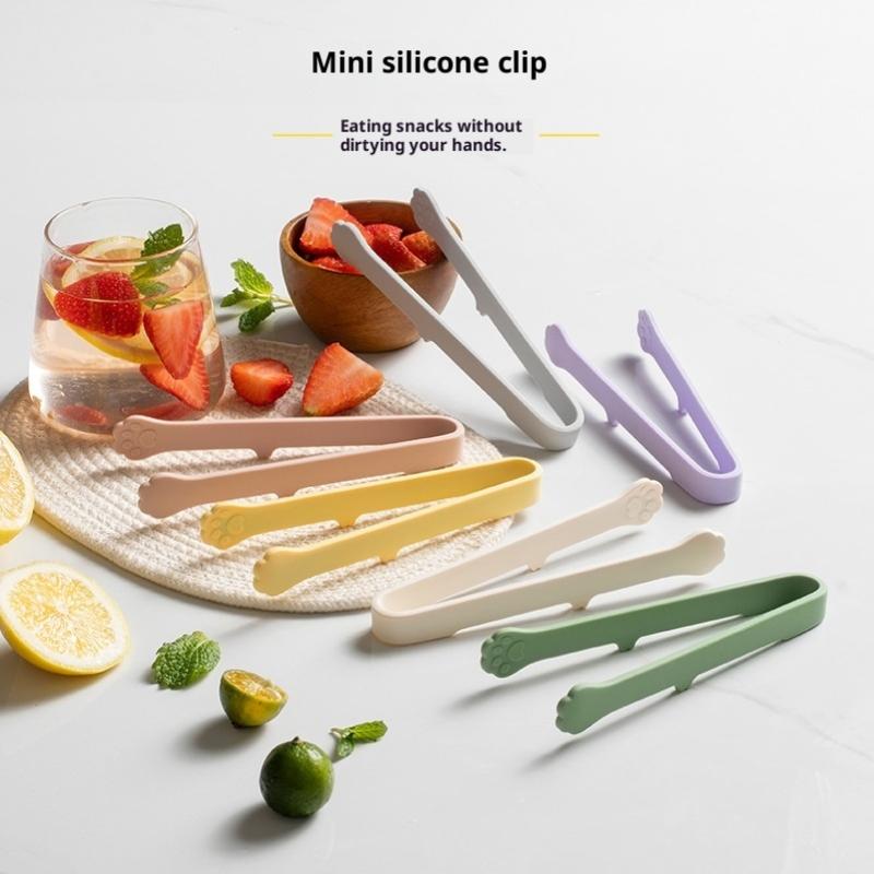 Creative Japanese Cat Paw Shape Silicone Mini Snack Food Tongs Non-Slip Handles Bbq Bread Ice Cube Clip Kitchen Accessories