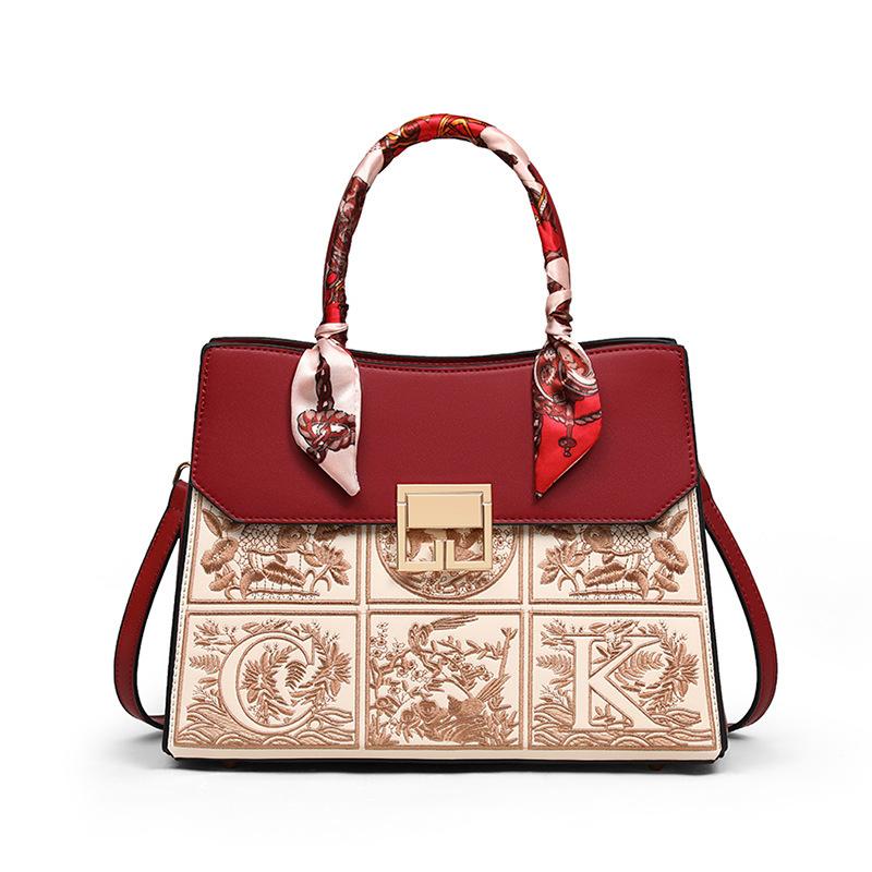 2025 New Women's Bag Versatile Crossbody Handbag Genuine Leather Mom Bag High-end Wedding Bag Box Bag