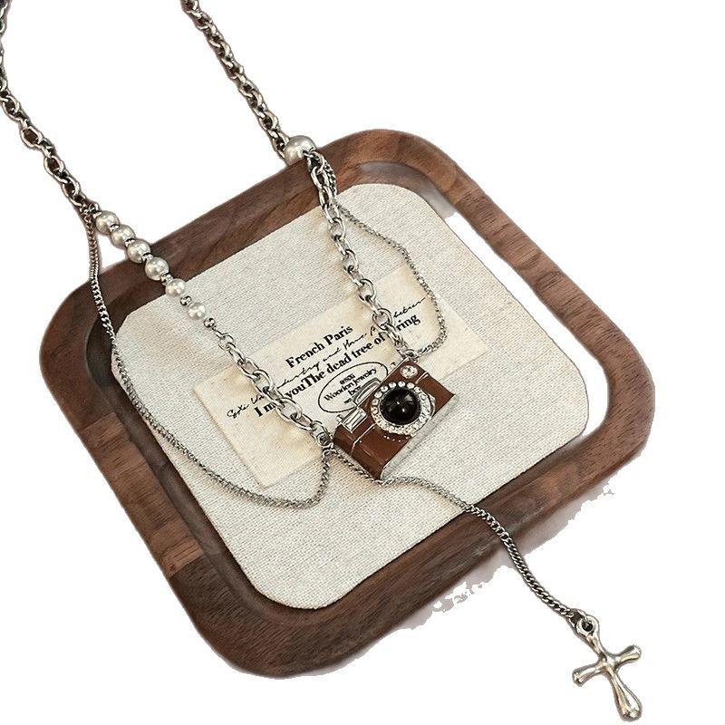 Retro Pearl Camera Necklace: Unique Brown Long Chain for Women's Sweaters