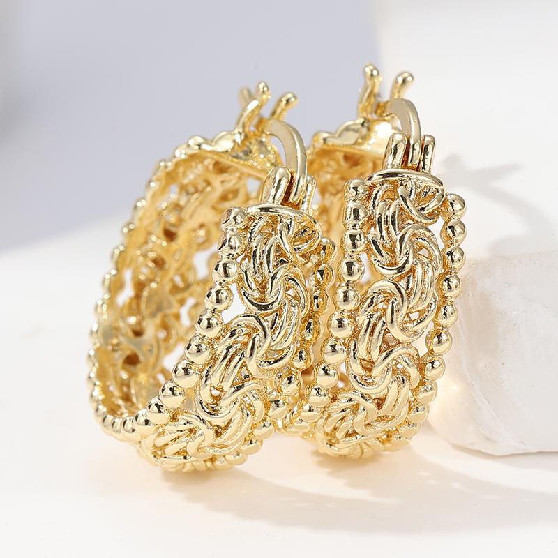 Classic Hand Carved Golden Plated Hollowed Hoop Earrings for Women Vintage Gorgeous Banquet Vacation Jewelry Accessories