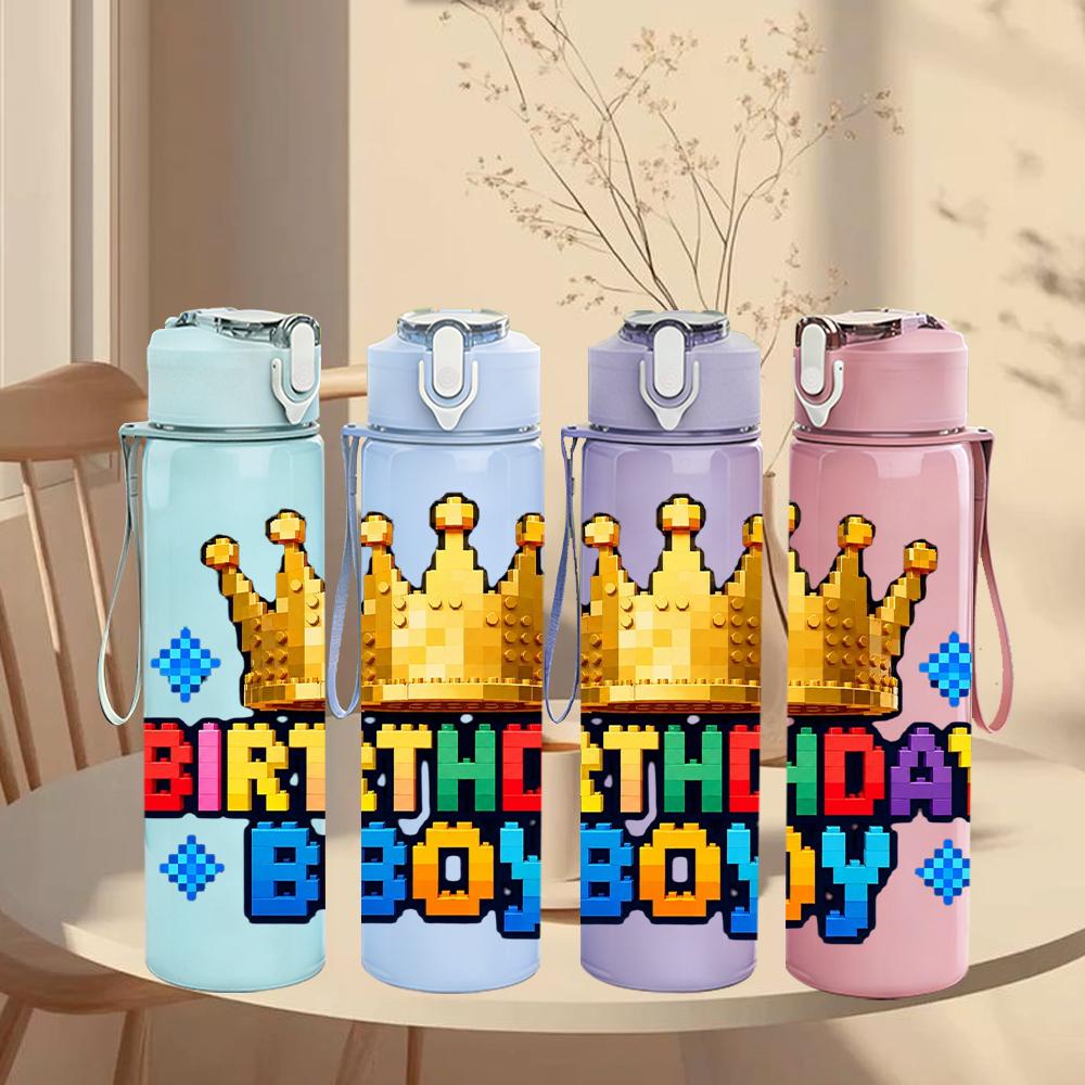 1PC Birthday Boy Crown Letter Graphic 750ml Color Plastic Water Bottle Leakproof Flip Straw Lid For Sports Office Home Use