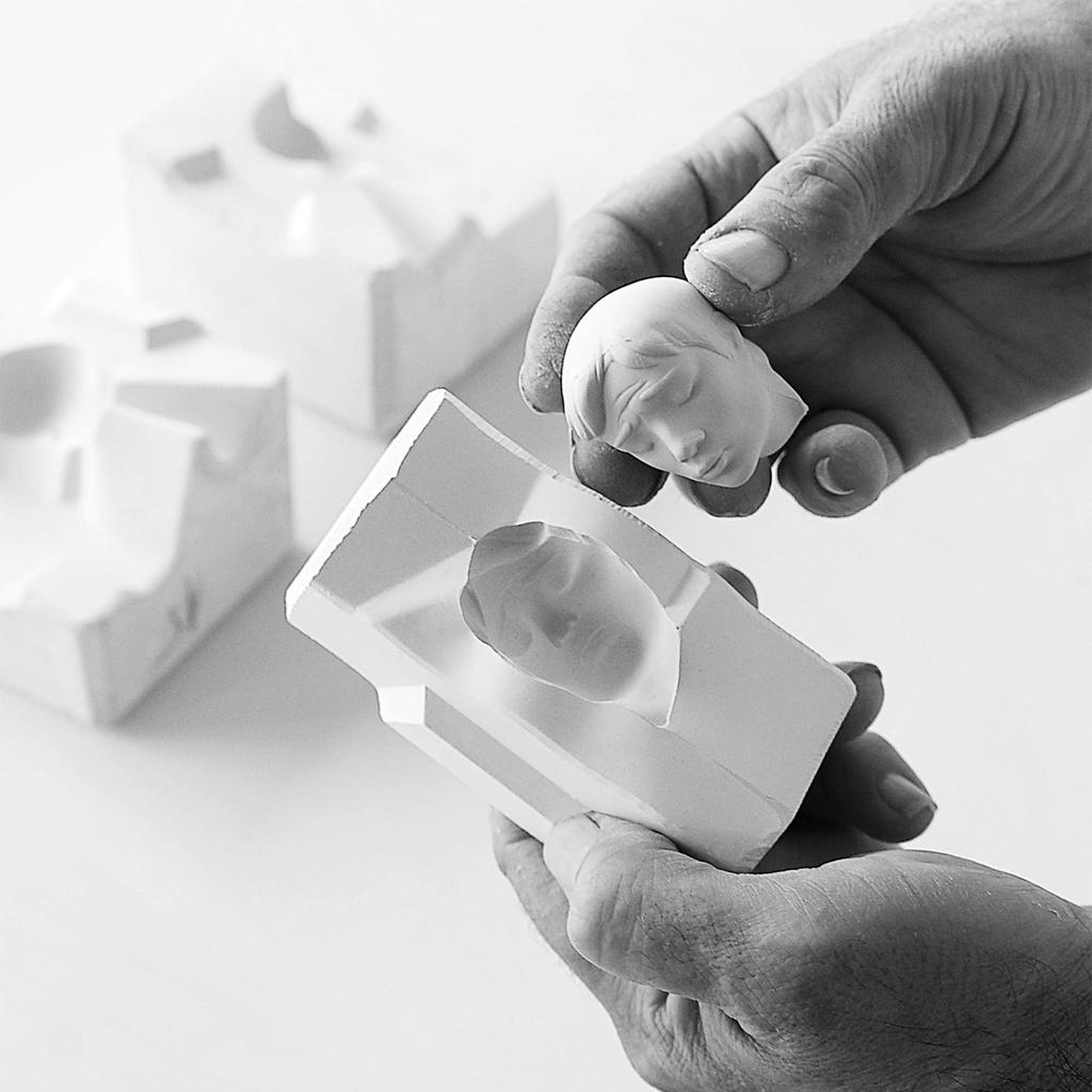 Nao Lladro Angel Musician Trumpet Doll 02001533