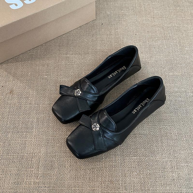 

Модное дизайнерское чувство, универсальный бант, туфли-лодочки с неглубоким вырезом, женские осенне-зимние новые, корейская версия, повседневные туфли Мэри Джейн 35