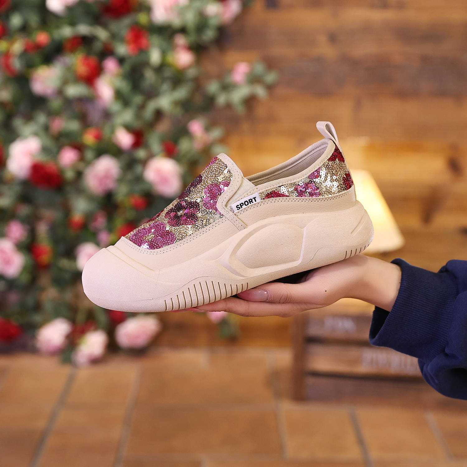 

Белые туфли для студентов, модная весенняя новая платформа, увеличивающая рост, дышащая повседневная обувь, уличный снимок 35 красный