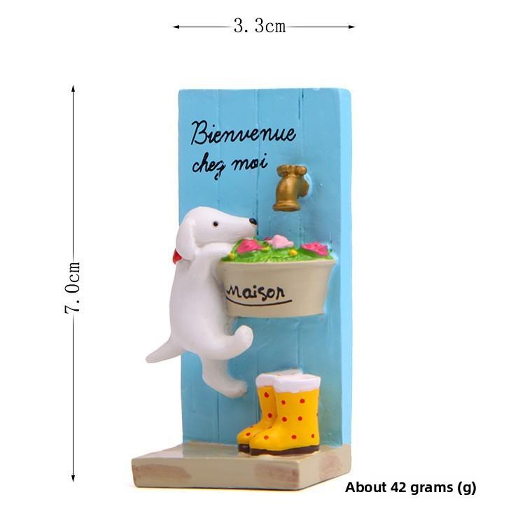 Resin Dog Garden Decor With Cute Cartoon Style For Indoor And Outdoor Plant Displays