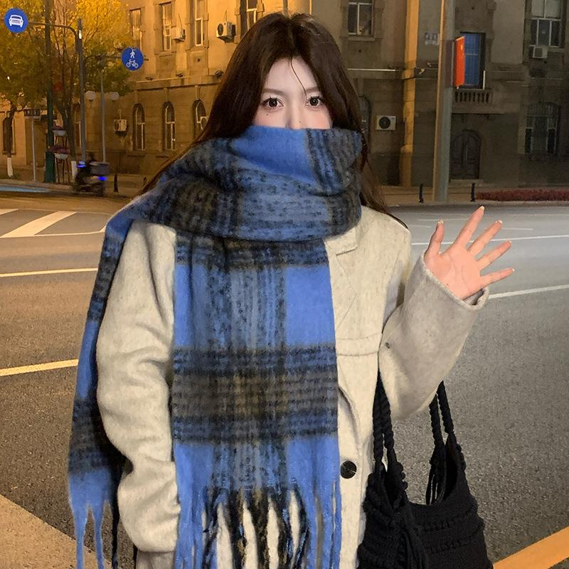 Zhang Ruonan scarf high-end women's autumn and winter blue fashion versatile warm scarf Korean plaid