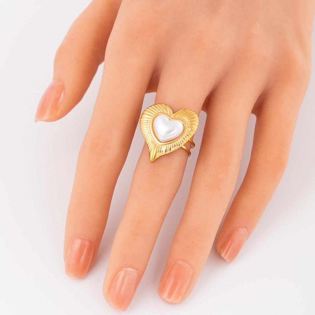 Heart-shaped Titanium Steel Pearl Open Ring with Vacuum Electroplating Finish