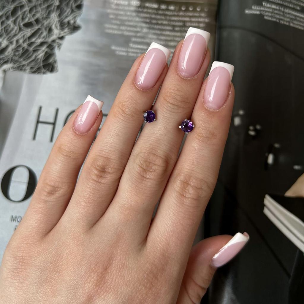 Silberohrringe mit natürlichem Amethyst (2141655)