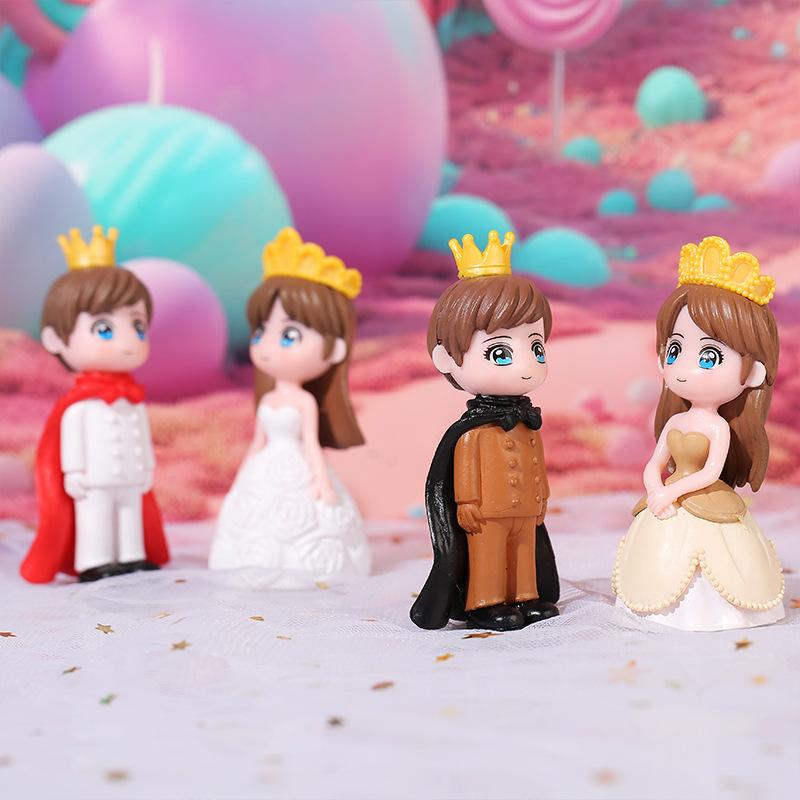 1Pair Mini Couples Figurines Micro Landscape Diy Miniatures Plastic Crafts Fairy Garden Moss Dollhouse Terrarium Home Decor