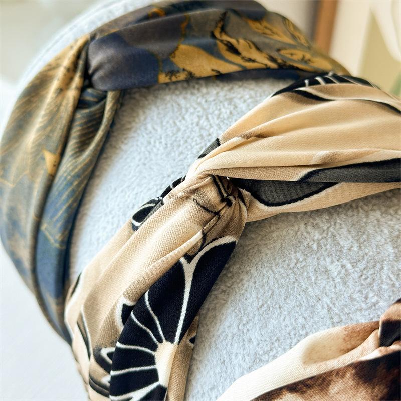 Fashion Designer Wide Hair Hoop Tie Hairband for Women Girls Vintage Print Flower Cross Turban Headband Bohemia Hair Accessories