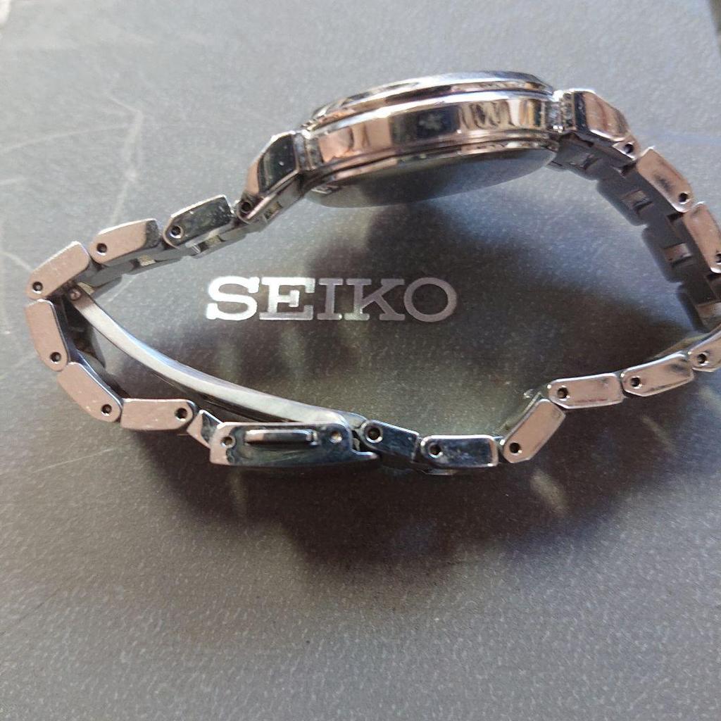 [USED] SEIKO LUKIA 3B51 Seiko Lukia Women's Watch