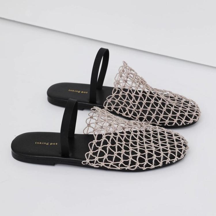 Closed Toe Mesh Hollow Out Flat Gladiator Sandals Women Weaving Design Lazy Mules Summer Outwear Vacation Sandy Beach Shoes