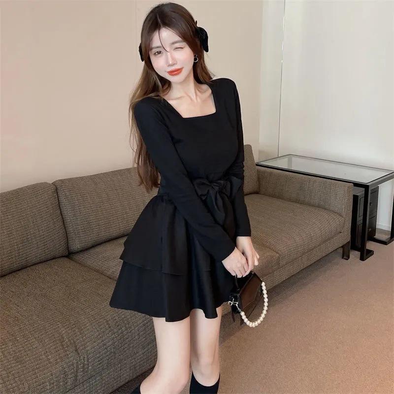 Hepburn Black Swan Slimming Square Neck Dress with Puffy Skirt Extra Large