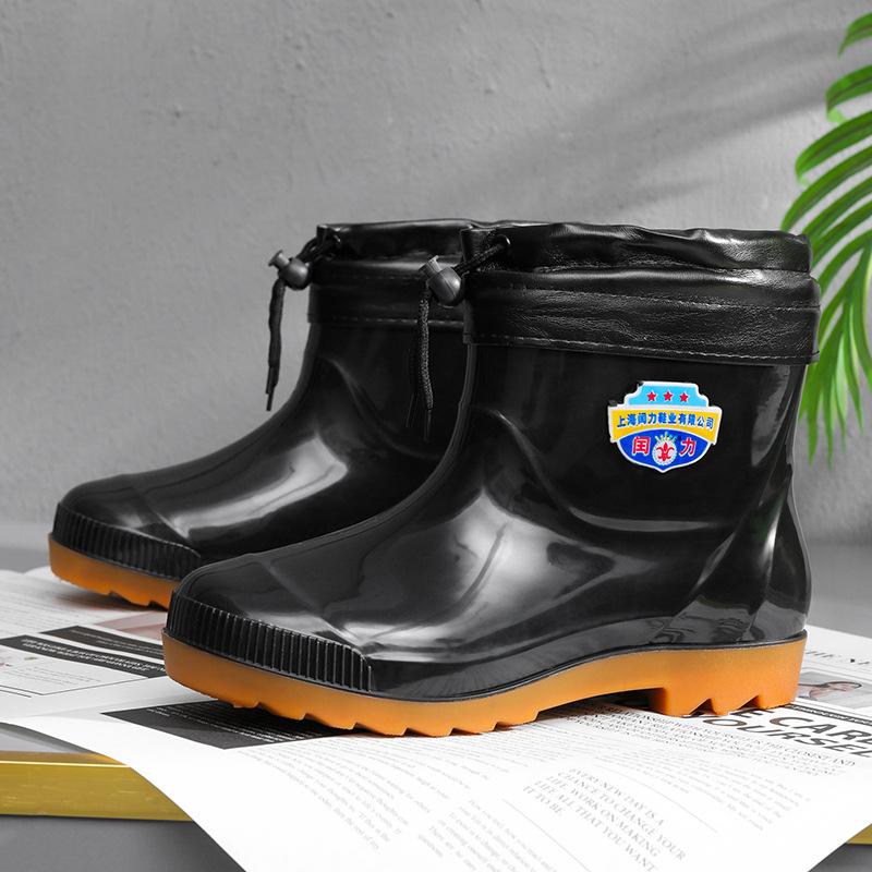 New rain shoes men's medium tube rain boots men's short tube water shoes outside the kitchen waterproof low tube piled thickened wear-resistant