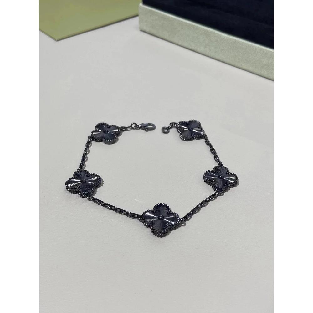 Clover Bracelet CNC Buckle Thick Chain Rose Gold Red Agate Black Agate Lucky Bracelet for Women