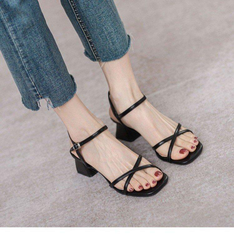 One Word with Sandals Women's Skirt Summer New Soft Sole Not Tired Feet Women's Thick Heel Medium Heel High Heel Shoes