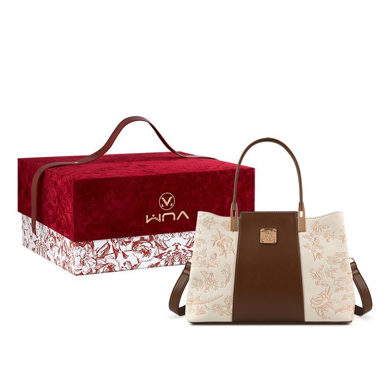 

Fashion Embroider Mother Bag 2025 New Arrival Chinese Style Tote Middle-Aged Lady to Give Mom Practical Gift for Wife A gift box Suit velvet gift box