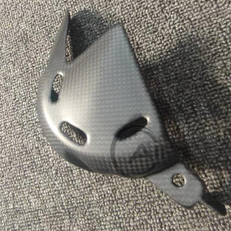 For Ducati Streetfighter V4 V4 2020 2021 2022 2023 2024 100% carbon fiber drive sprocket chain keeper Protector