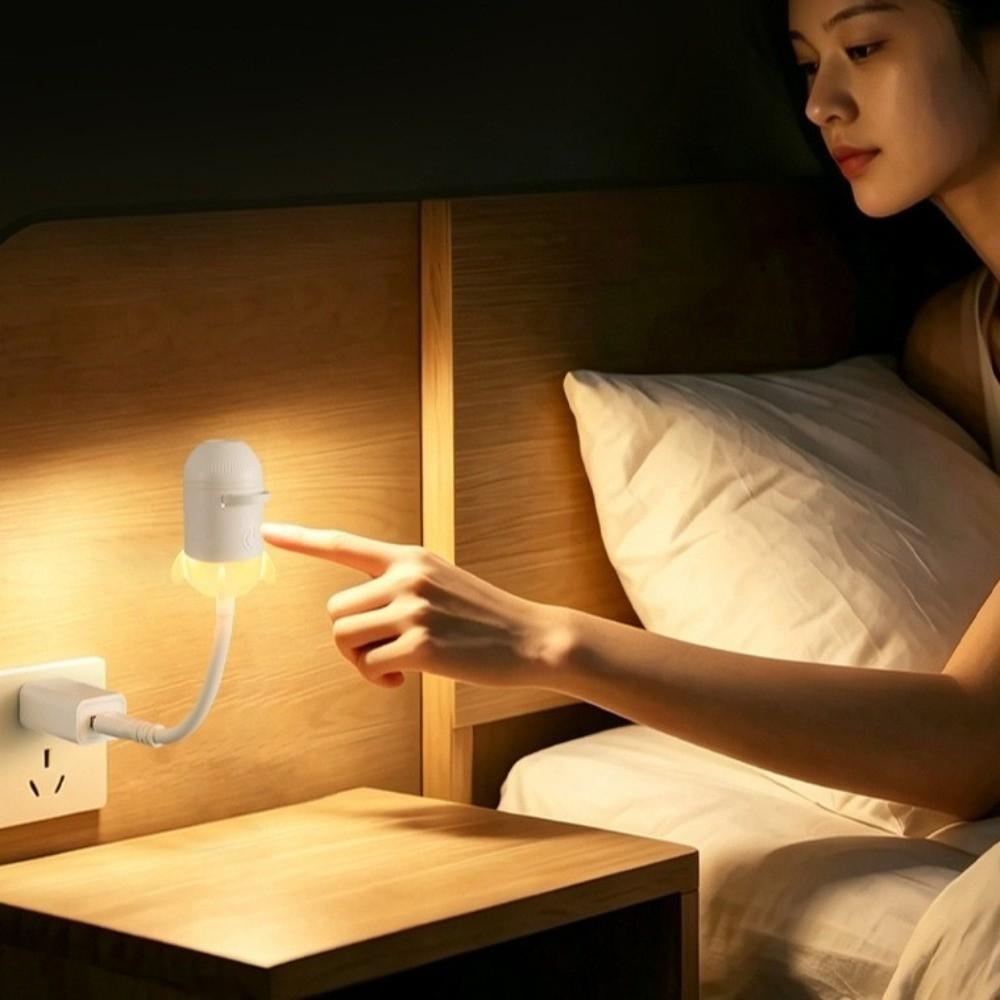 Adjustable Focus USB Planet Projector Light Interchangeable Slides 161 Degree Rotating Starry Sky Projector Romantic