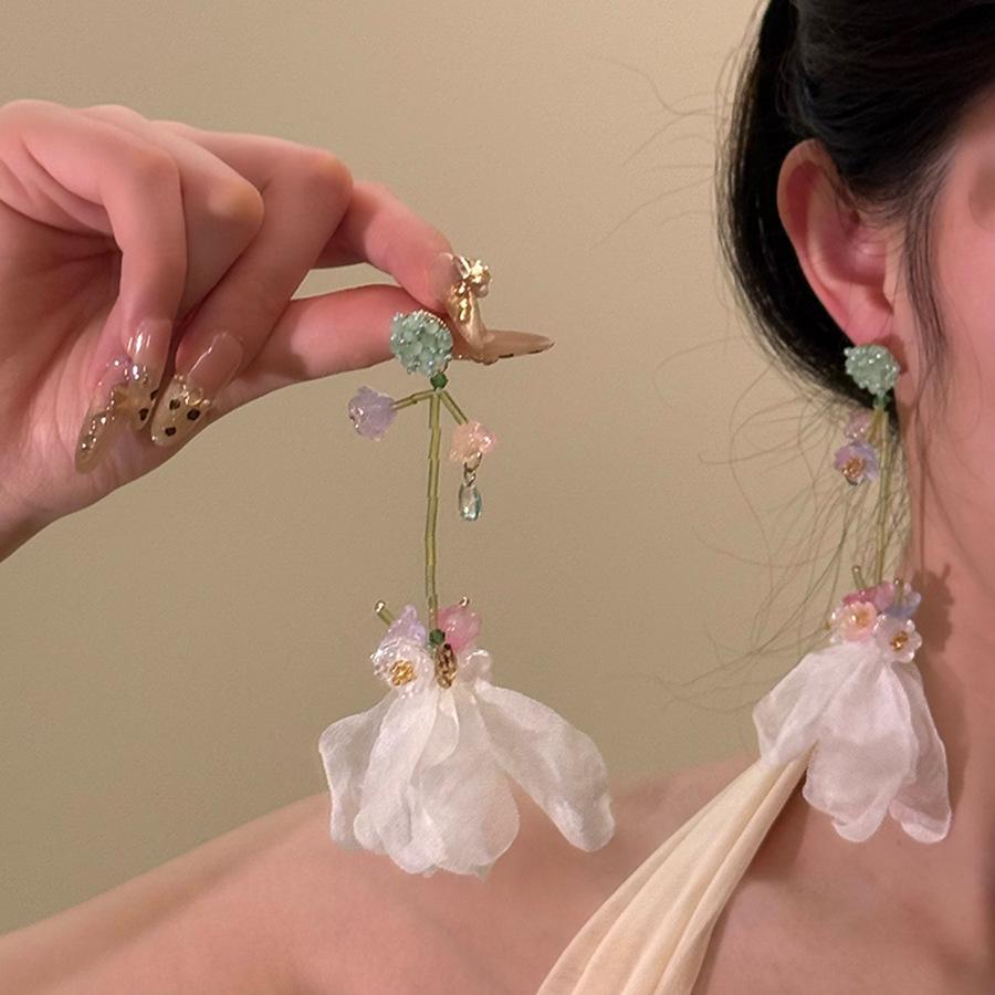 Glass Bead Chiffon Flower Fringed Stud Earrings Spring Small Fresh and Sweet Earrings Simple Design Earrings Women