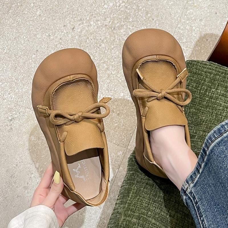 Fashion 2025 New Women Flats Shoes Fashion Bow Trend Sneakers Casual Sport Sandals Summer Walking Loafers Brand Woman Zapatos De Mujer