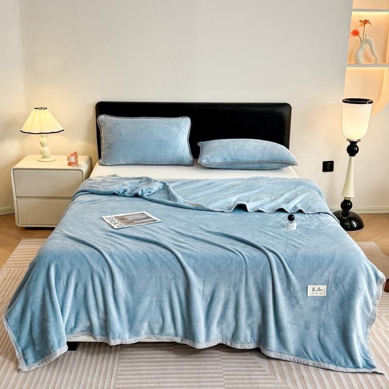 новый однотонный фланелевый плед плед повседневный для сна офиса удобный и теплый однотонный молочный плед only 2pcs pillowcase