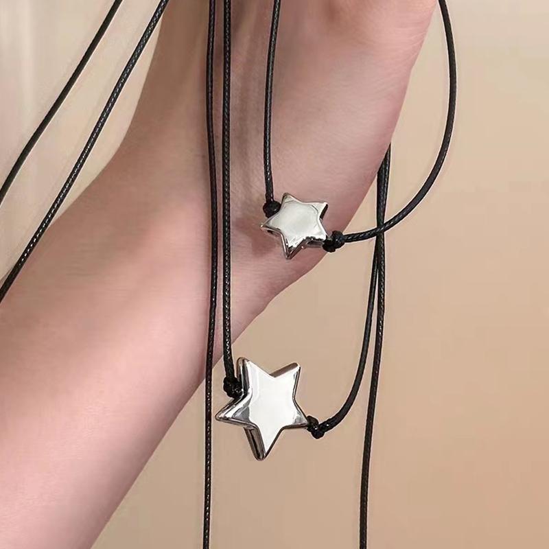 Women Vintage Leather Choker Necklace Double Layered Star Pendant Jewelry Adjustable Chain