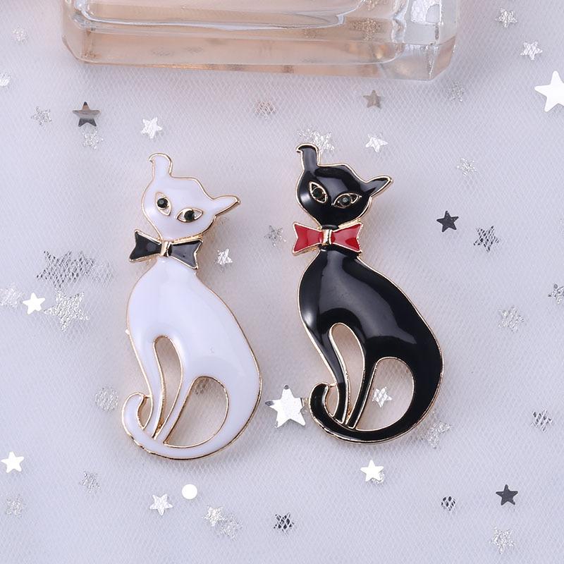 Wind Retro Enamel Brooch Corsage, Simple And Versatile Clothing Accessories