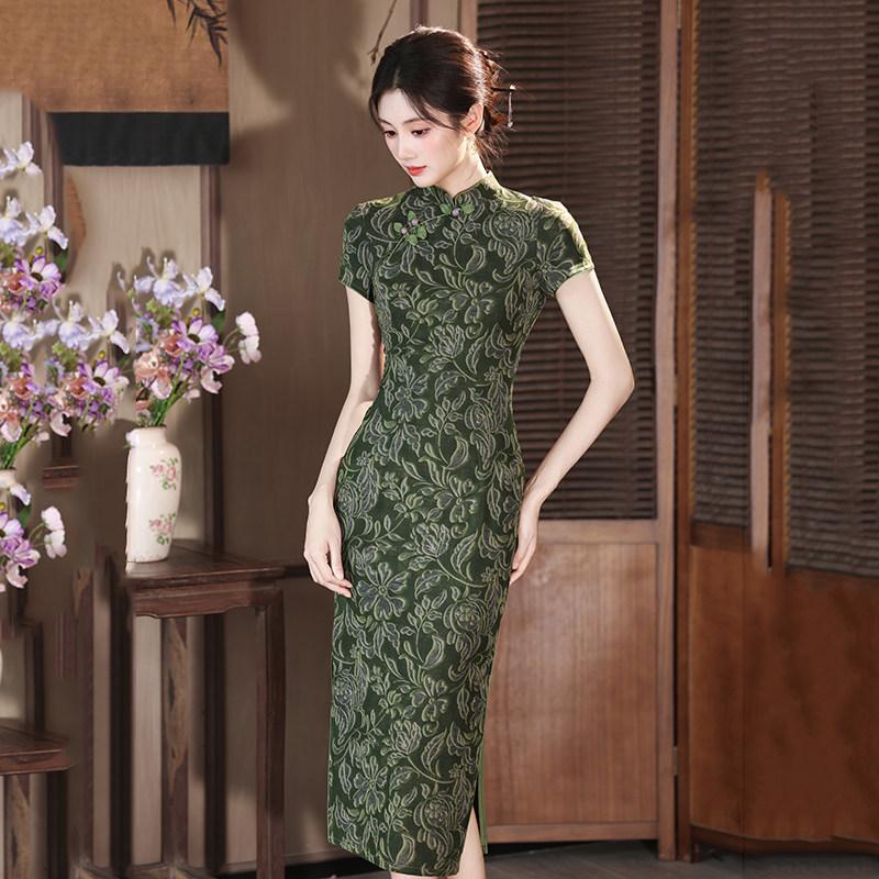 Green national style, new Chinese Suzhou long cheongsam, improved young 1011 new women's high-end sense, daily wear