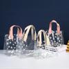 Luxusní průhledná PVC kožená kabelka s designem chryzantém - Perfektní taštička na svatební sladkosti pro hosty