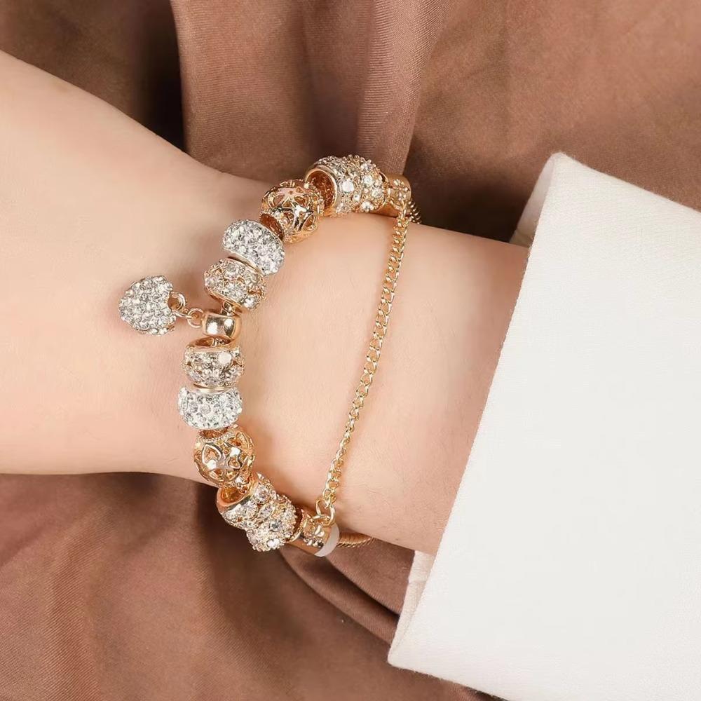 Neue Kristallherz-Perlen Charm-Armbänder Goldfarbene Schlangenkette-Armbänder für Frauen Liebhaber Valentinstag Schmuckgeschenk
