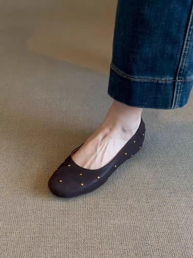 Sheepskin Version~ 2025 Spring and Autumn New Round Head Rivets Shallow Mouth Single Shoes Women's Flat Shoes French Ballet Shoes Grandma Shoes