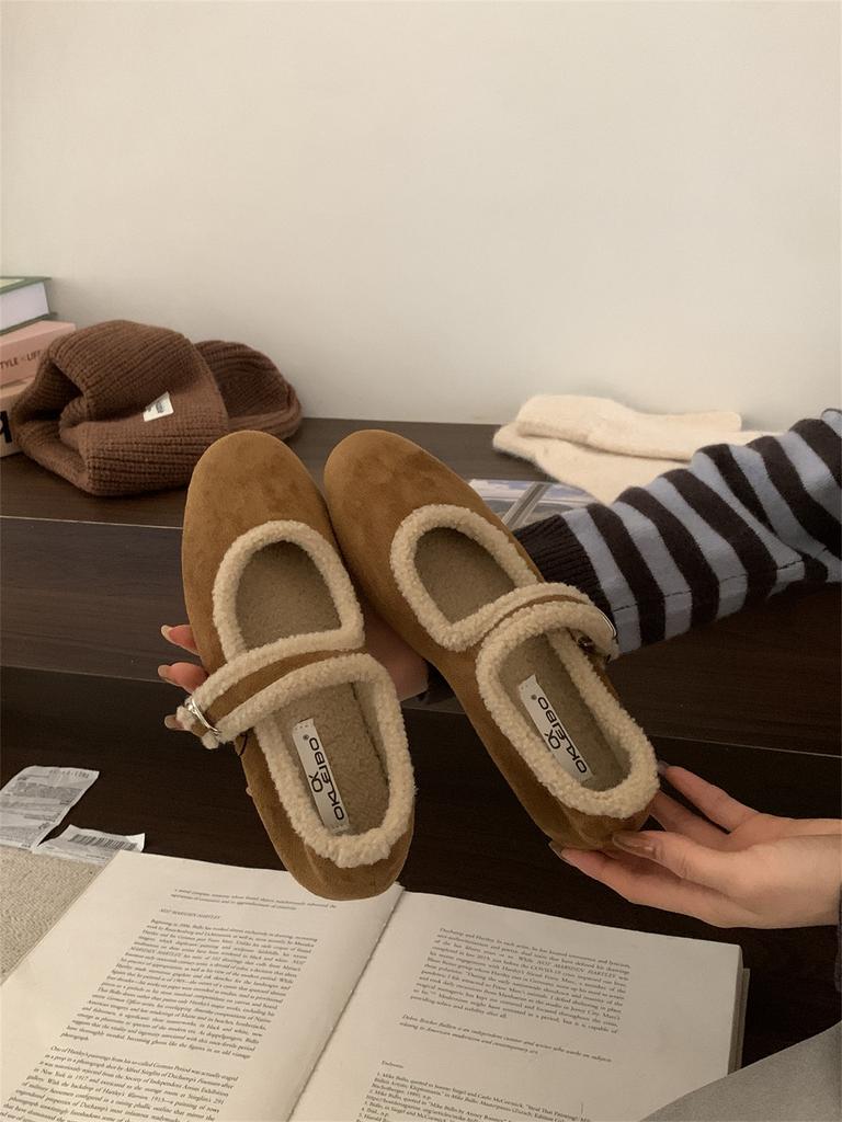2025 autumn and winter new retro round head fashion plush one-word buckle single shoes women's plush warm soft-soled flat-soled single shoes