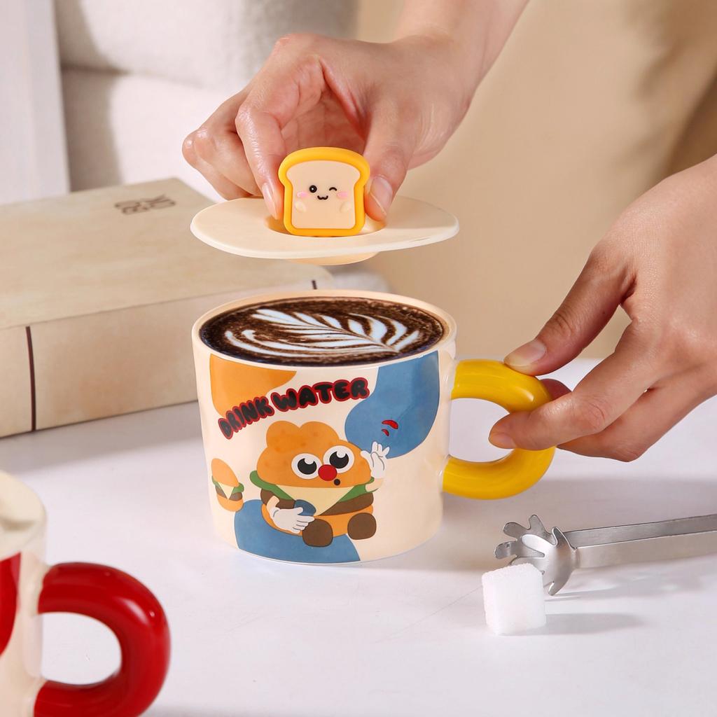 Niedliche Keramiktasse Haushaltstasse mit Deckel Löffel Brot Wasserbecher Studentengeschenk Frühstück Milch Kaffee Tasse