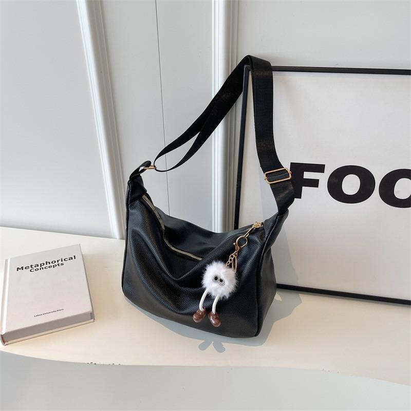 

Trendy Street Style Shoulder Bag Women s 2023 New Winter Fashion Simple Crossbody Bag Casual Vintage Tote Bag