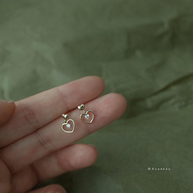 14K Gold-Plated Sterling Silver Heart Stud Earrings with Zircon Diamonds Gold Pair (with Silver Earplugs)