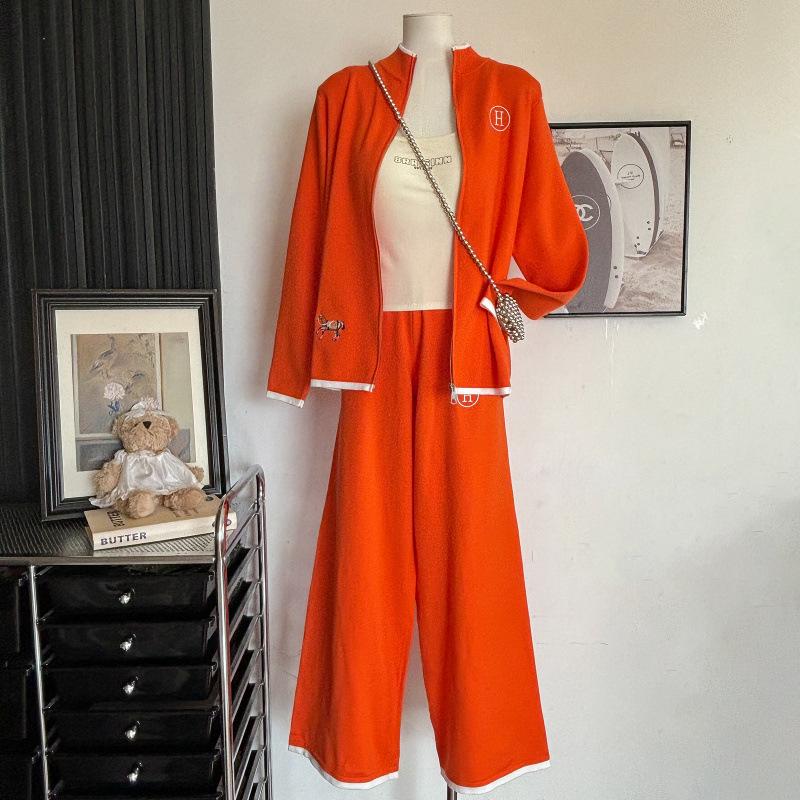 European-American Prancing Horse Embroidery Color Block Knit Outerwear & Pants Set