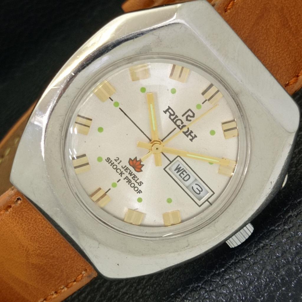 

RICOH R31 AUTOMATIC JAPAN MENS DAY&DATE SILVER COLOR DIAL WATCH a431965-2 R109-a431965