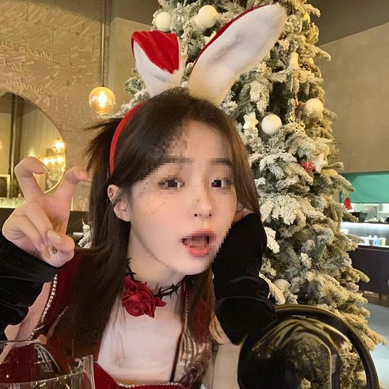 

Корейский ободок с бархатными кроличьими ушками – Рождественская версия для женщин