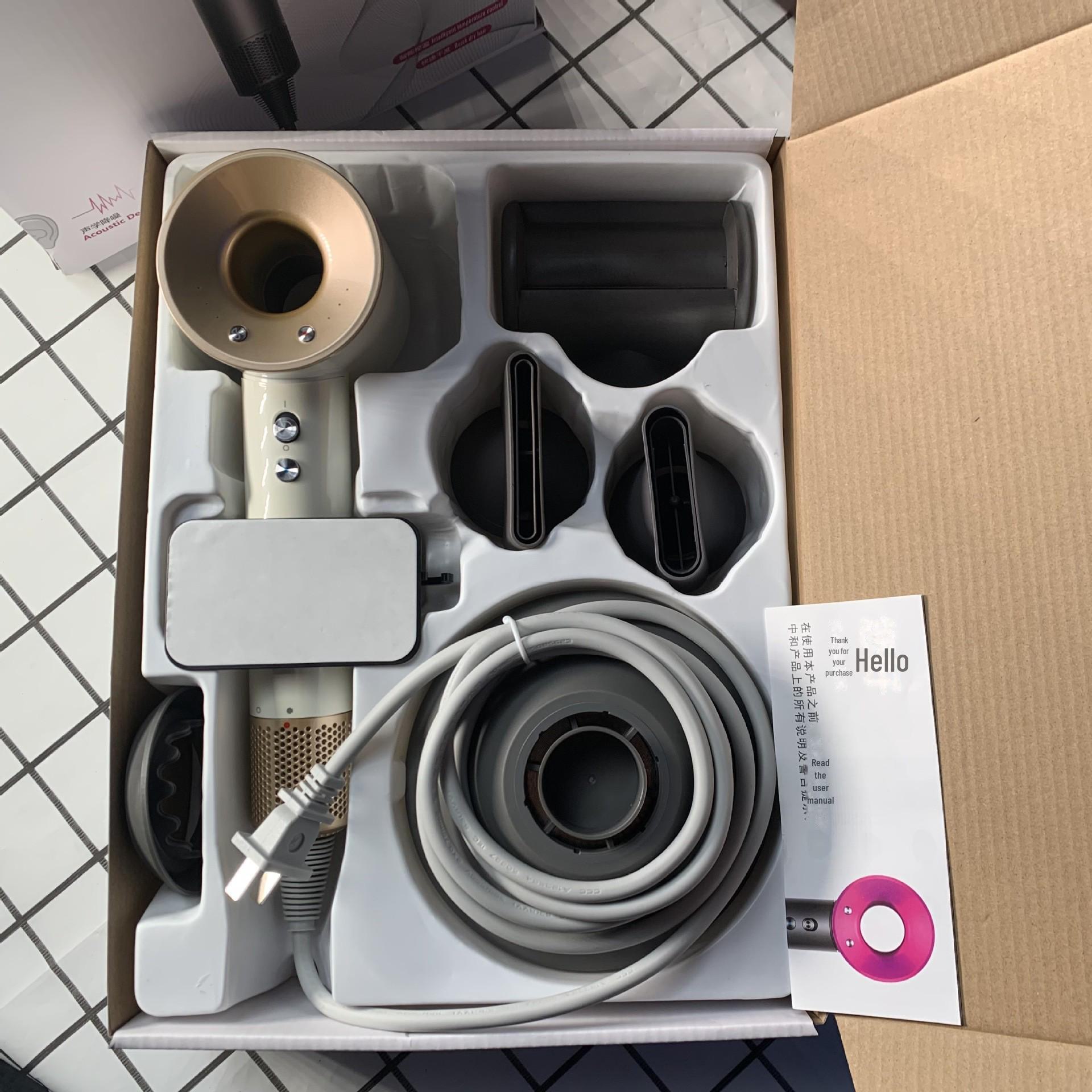 

Высокоскоростной фен Mousen Leafless с технологией отрицательных ионов и 5 насадками China Plug-1.8m-5 Nozzles